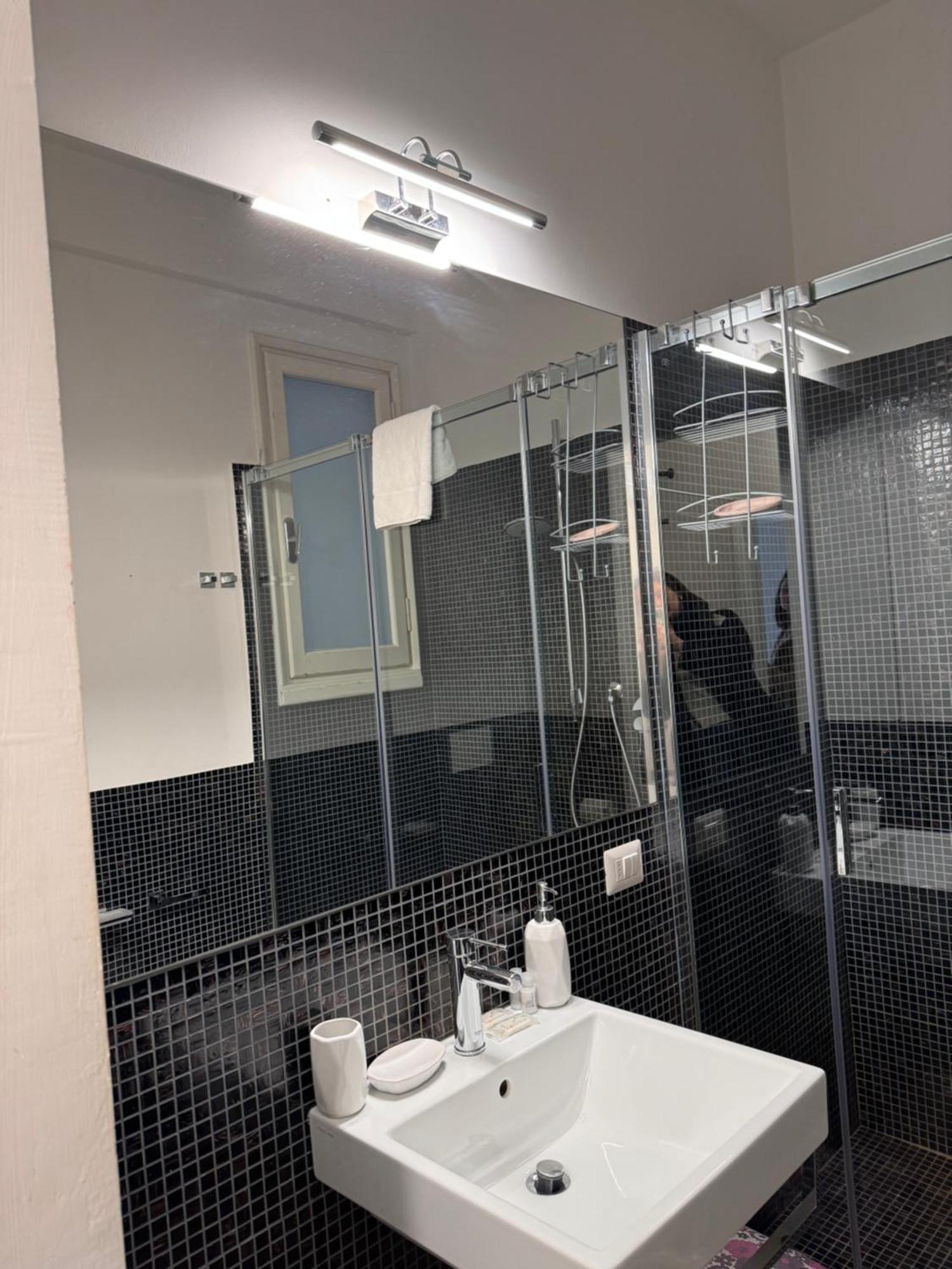 Il Violino Apartment ฟลอเรนซ์ ภายนอก รูปภาพ